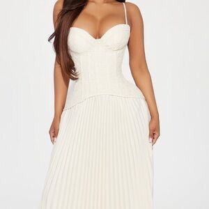 Daniella Lace Corset Pleated Maxi Dress - Cream
